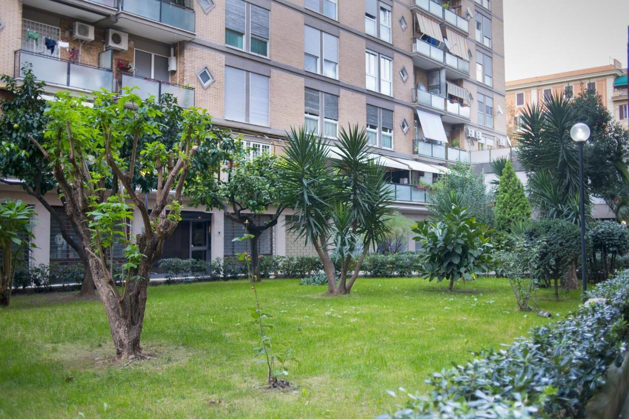 Cm Piramide Bed & Breakfast Roma