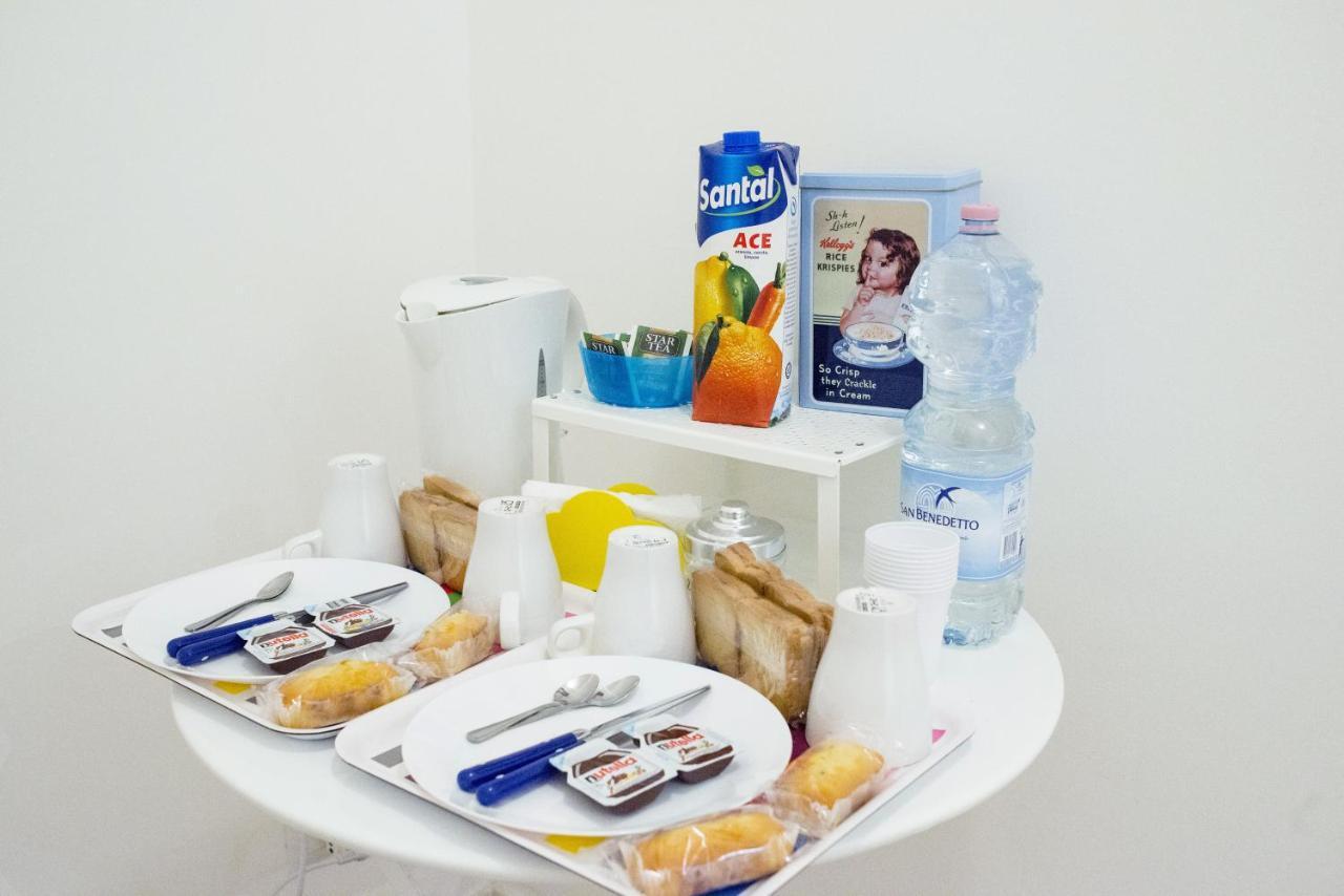 Cm Piramide Bed & Breakfast *